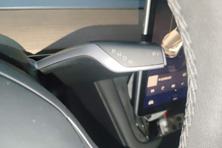 Used Tesla Model Y 2022 Rear-Wheel-Drive Version
