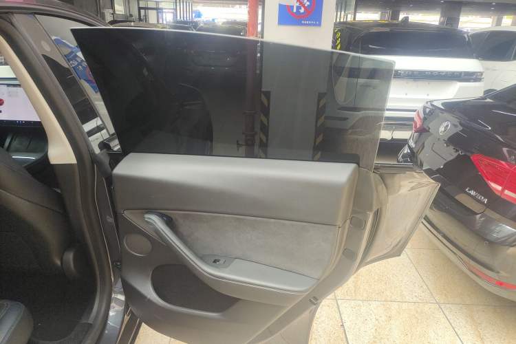 Used Tesla Model Y 2021 Standard Range Rear-Wheel Drive Version
