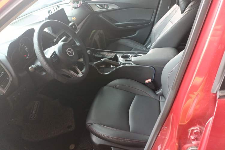 Used Mazda Mazda 3 Axela 2017 Sedan 1.5L Automatic Comfort Model Emission Standard China V