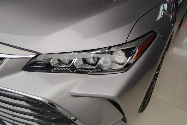 Used Toyota Avalon 2019 2.5L Touring Premium Version China V Standard
