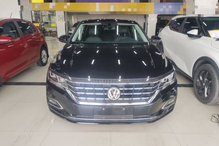 Used Volkswagen Passat 2019 330TSI Luxury Edition China VI Standard

