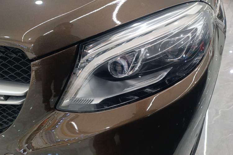 Used Mercedes-Benz GLE Coupe AMG 2015 AMG GLE 63 4MATIC Coupe SUV
