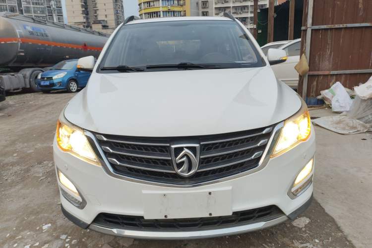 Used Baojun 560 2016 1.8L iAMT Luxury Model