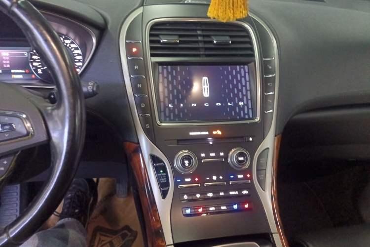 Used Lincoln MKX 2017 2.7T Four-Wheel Drive Prestige Edition
