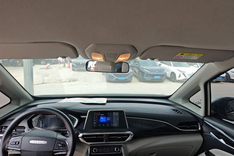 Used SAIC MAXUS Dajia 5 2022 430 km Elite Version 7-Seater
