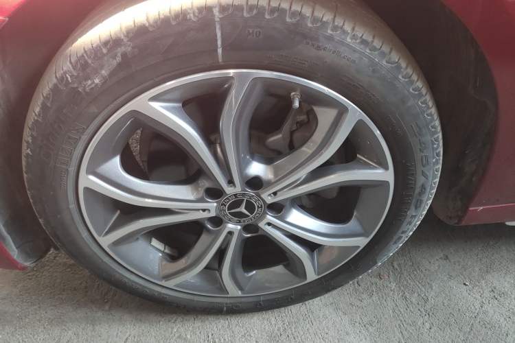 Used Mercedes-Benz E-Class 2021 Restyled E 300 L Sporty and Stylish Edition
