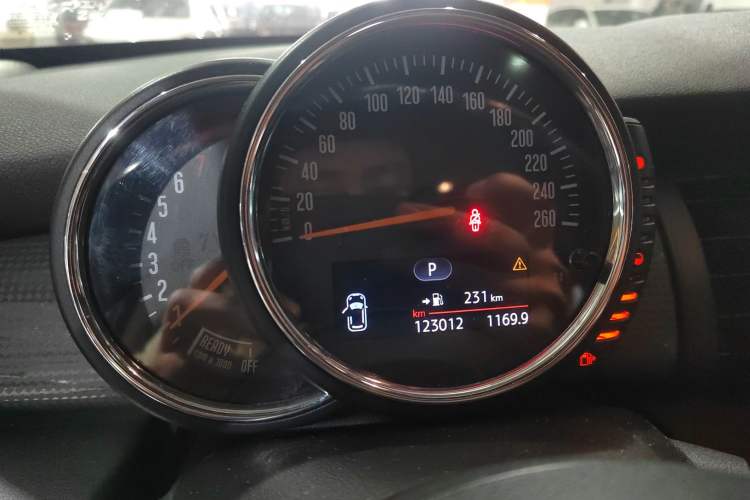 Used  MINI 2015 1.5T COOPER Fun Five-Door Edition