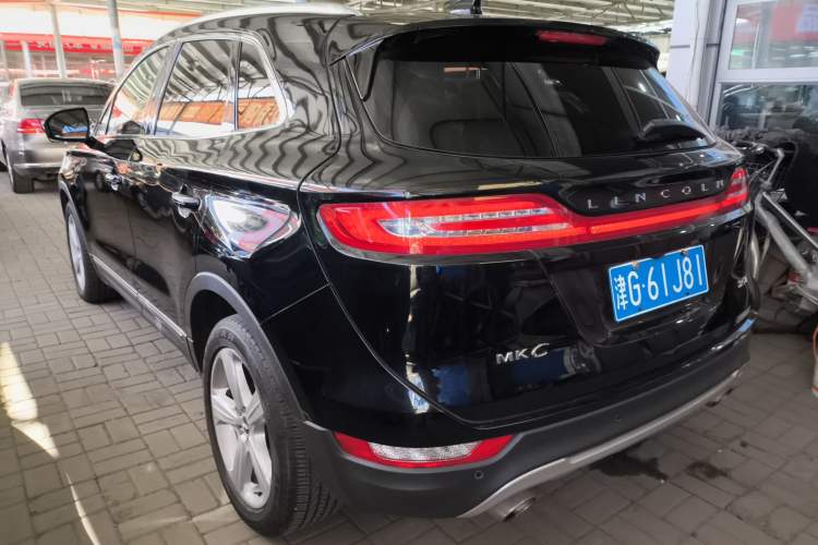 Used Lincoln MKC 2017 2.0T Two-Wheel Drive Deluxe Edition