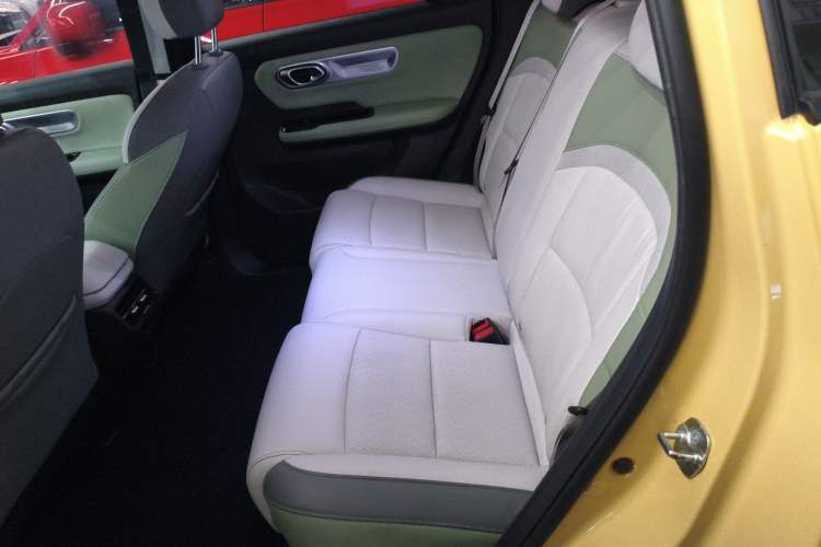 Used AION Y 2022 Plus 70 Smart Edition