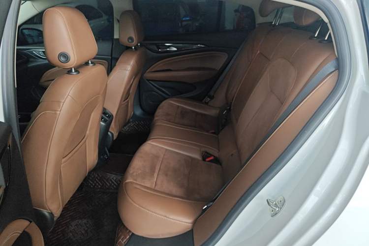 Used Buick Regal 2017 20T Luxury Model
