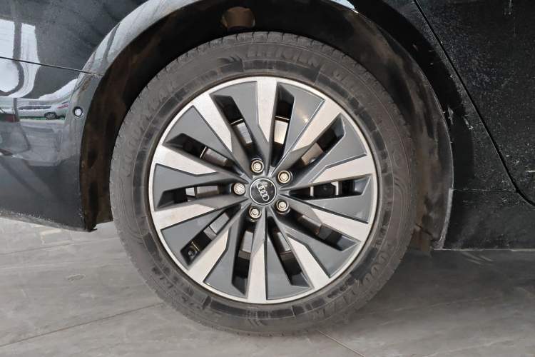 Used Audi A6L 2023 Revised 45 TFSI Prestige Elegant Edition
