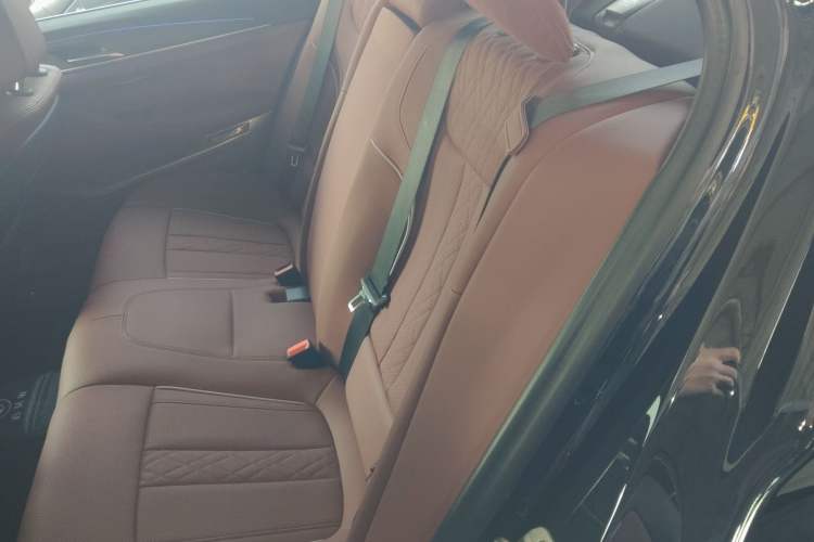 Used BMW 5 Series 2023 530Li Leading Model M Sport Package
