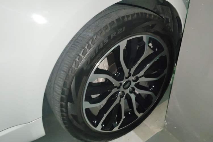 Used Land Rover Range Rover Sport 2021 3.0 L6 YAO Black Edition
