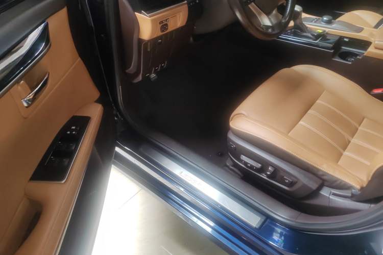 Used Lexus ES 2015 200 Elite Edition
