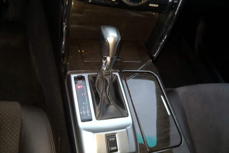 Used Toyota Reiz 2013 2.5V Shangrui Edition
