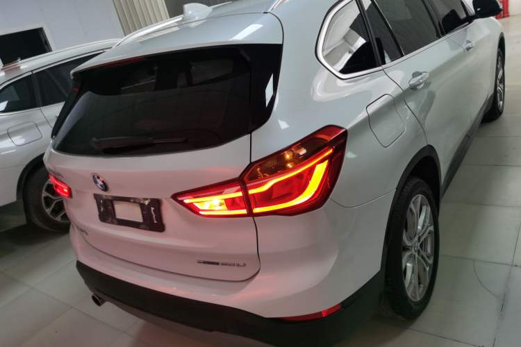 Used BMW X1 2019 sDrive20Li Leading Model
