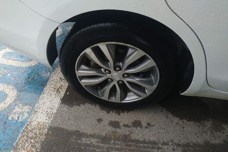 Used Buick GT 2019 18T Automatic Connected Elite Model China VI Standard
