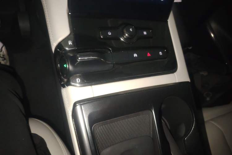 Used Nio ES8 2020 580 km Signature Edition 7-Seater Version
