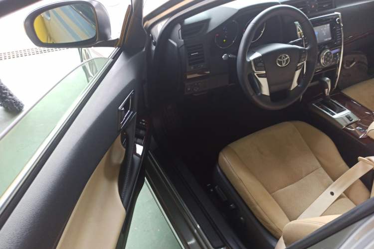 Used Toyota Reiz 2013 2.5V Shangrui Edition
