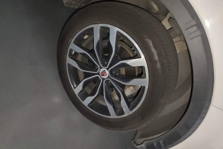 Used Roewe RX5 2018 20T Two-Wheel Drive Automatic Internet Smart Luxury Edition
