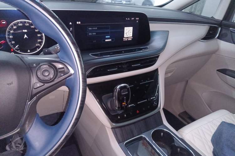 Used Buick GL8 2022 ES Landtrek 653T Comfort Edition
