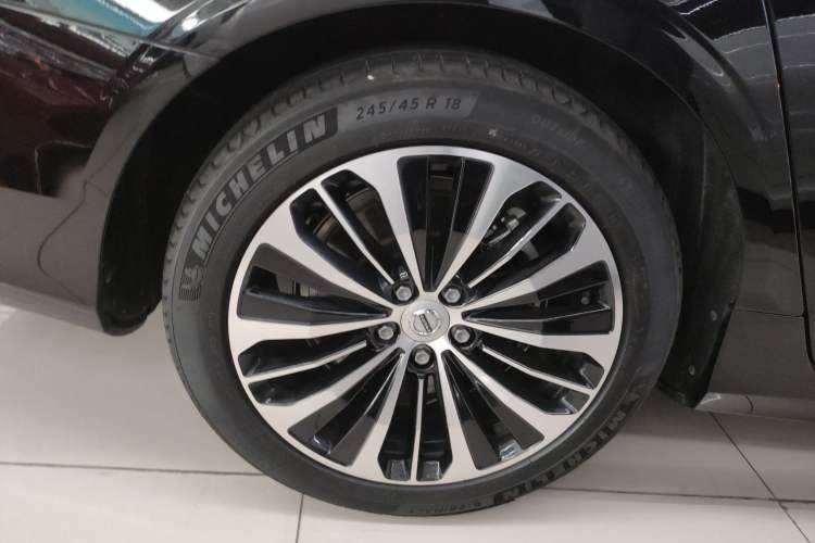 Used Volvo S90 2024 B5 Zhiyi Luxury Edition