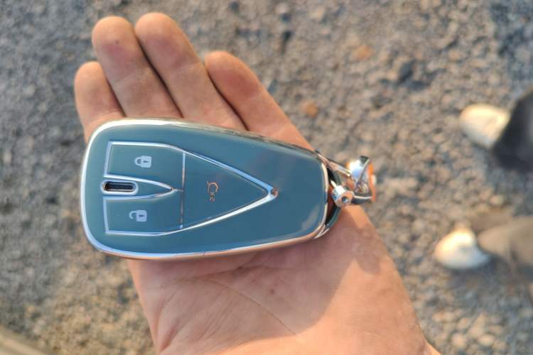 Used Changan UNI-T 2022 1.5T Prestige Version
