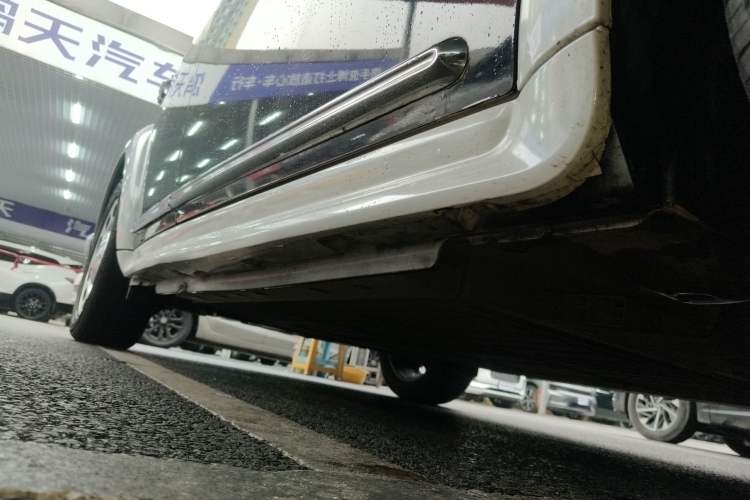 Used ORA Ballet Cat 2022 401 km Nutcracker Edition
