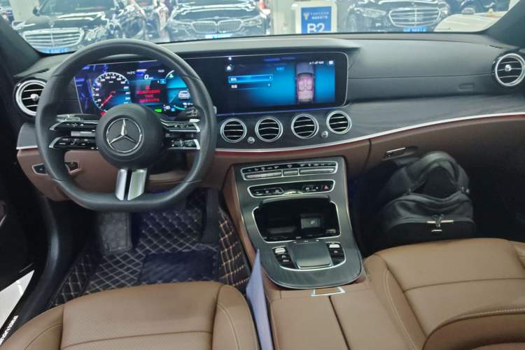 Used Mercedes-Benz E-Class New Energy 2022 Restyled E 350 e L Plug-in Hybrid Sports Sedan
