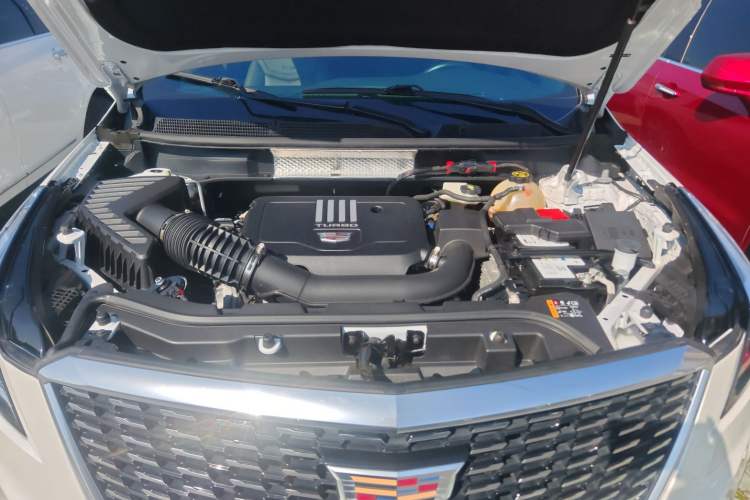 Used Cadillac XT5 2022 2.0T Two-Wheel Drive Luxury Version
