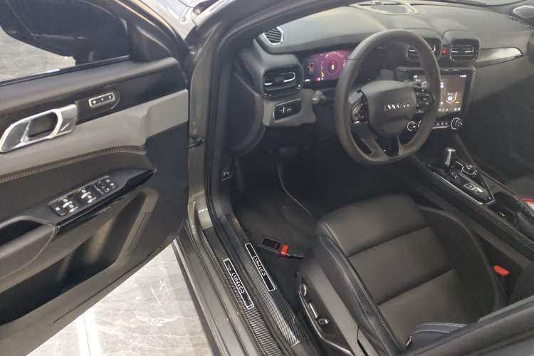 Used Lynk & Co 03 2022 1.5TD DCT JingPro
