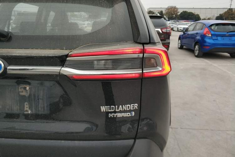 Used Toyota Wildlander 2023 Dual-Motor 2.5L E-CVT Four-Wheel Drive Prestige Edition
