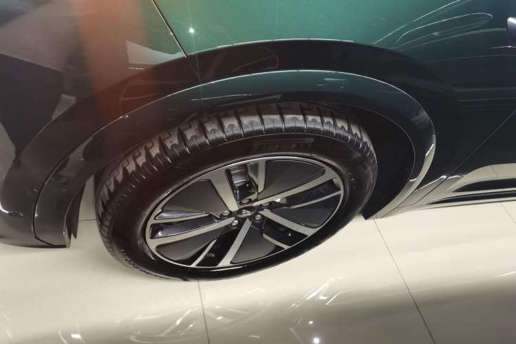 Used Li Auto L7 2024 PRO Model
