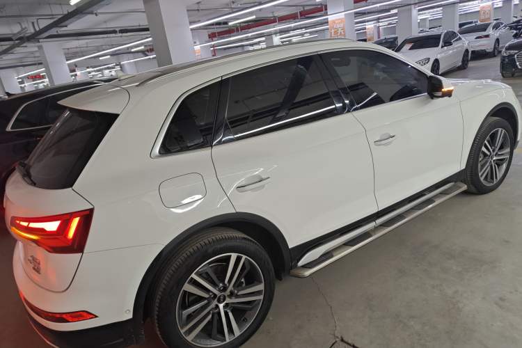 Used Audi Q5L 2022 40T Luxury Elegant Model