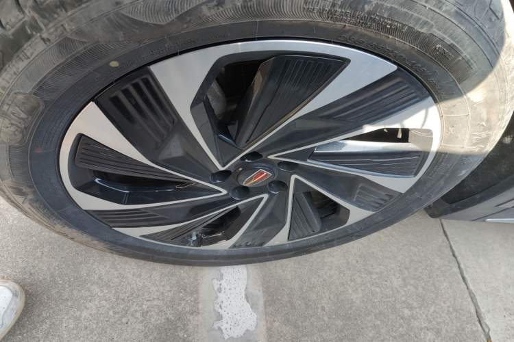 Used Hongqi HS7 PHEV 2024 2.0T PHEV Four-Wheel Drive Flagship Edition 7 Seats
