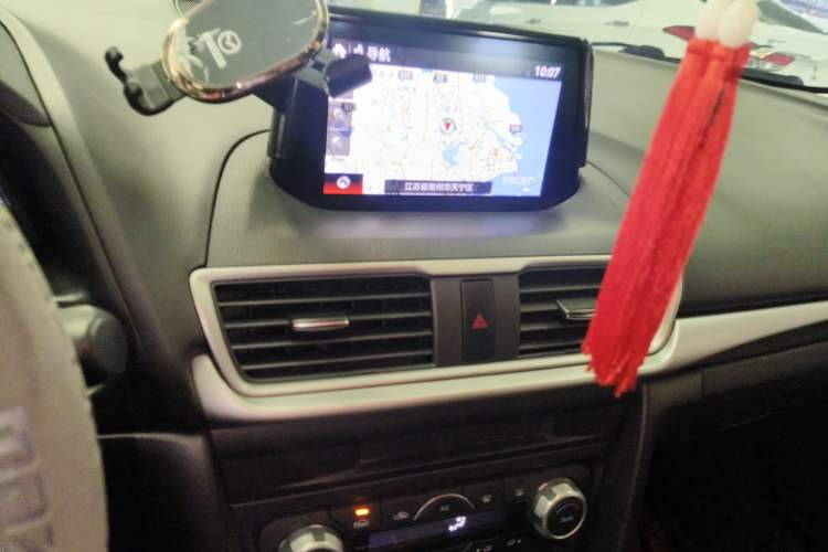 Used Mazda Mazda 3 Axela 2017 Sedan 1.5L Automatic Luxury Model Emission Standard China V
