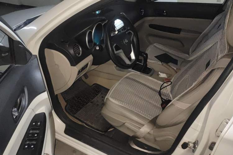 Used Changan Eado 2014 1.6L Manual Elite Version
