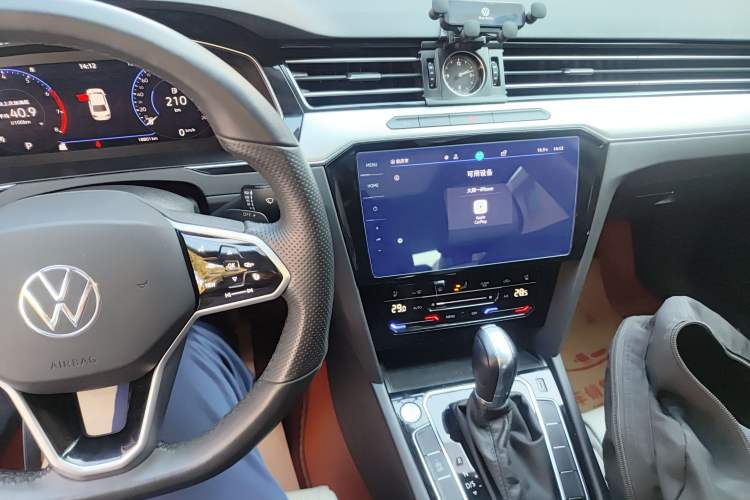 Used Volkswagen Magotan 2023 2 Million Units Commemorative Edition 330TSI DSG Luxury Version