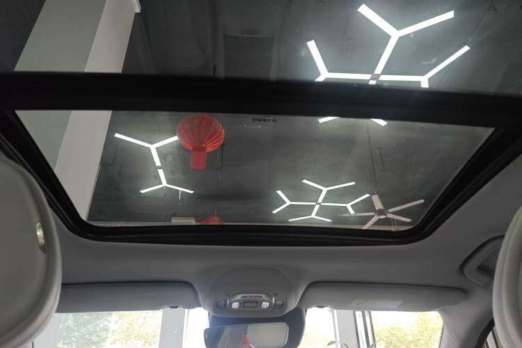 Used Geely Auto Preface 
