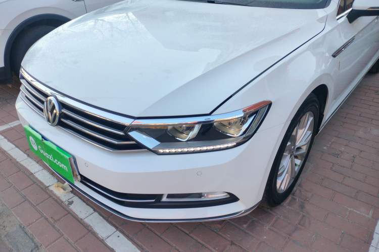 Used Volkswagen Magotan 2019 330TSI DSG Luxury Model China V Standard
