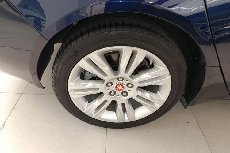 Used Jaguar XFL 2018 XFL 2.0T 250 PS Luxury Edition