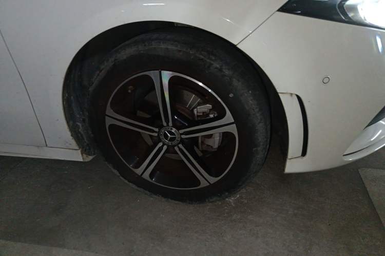 Used Mercedes-Benz A-Class 2022 A 200 L Sport Sedan Fashion Model
