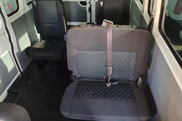 Used SAIC MAXUS Xintu V80 2021 2.0T PLUS Manual All-Around King Long Wheelbase Mid-Roof Variant with 6/7/8/9 Seats
