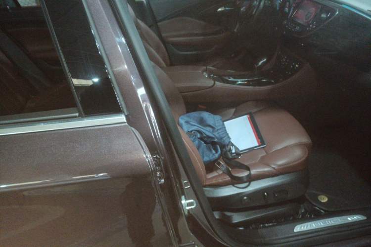 Used Buick Envision 2014 28T Four-Wheel Drive Luxury Model
