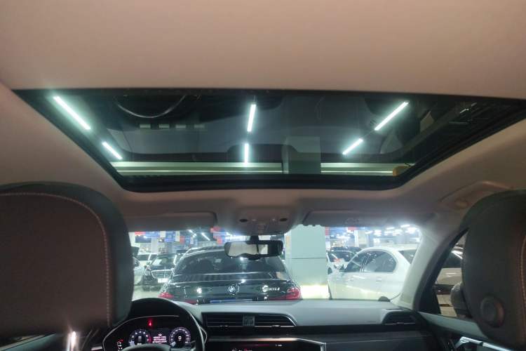 Used Audi Q3 2021 40 TFSI Fashion Dynamic Model
