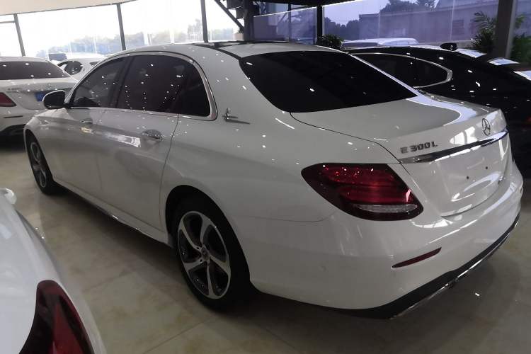 Used Mercedes-Benz E-Class 2019 Restyled E 300 L Sporty and Stylish Edition