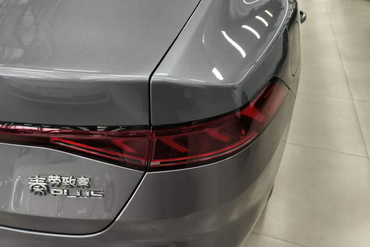 Used BYD Qin PLUS 2024 HONOR Edition DM-i 55KM Leading Model