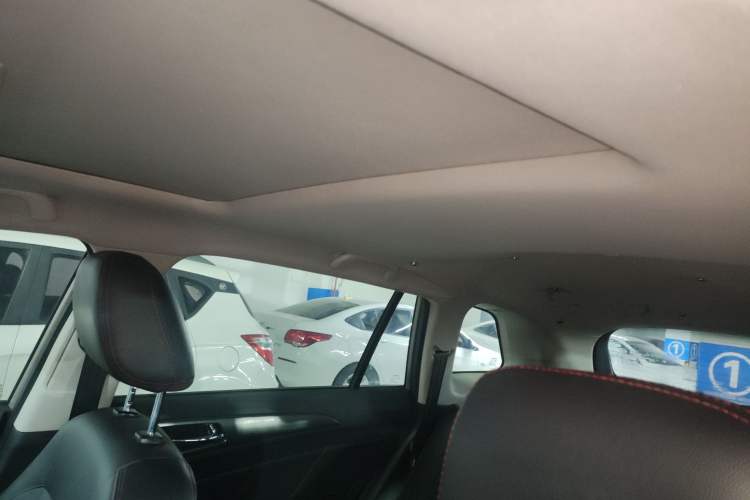 Used Changan CS75 2014 1.8T Automatic Elite Model China IV Standard