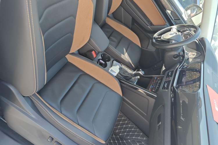 Used Volkswagen Tayron 2020 330TSI Two-Wheel Drive Luxury Smart Connectivity Version