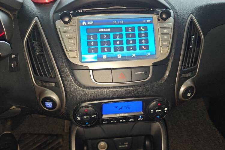 Used Hyundai ix35 2013 2.0L Automatic Two-Wheel Drive Smart GLS China IV Standard